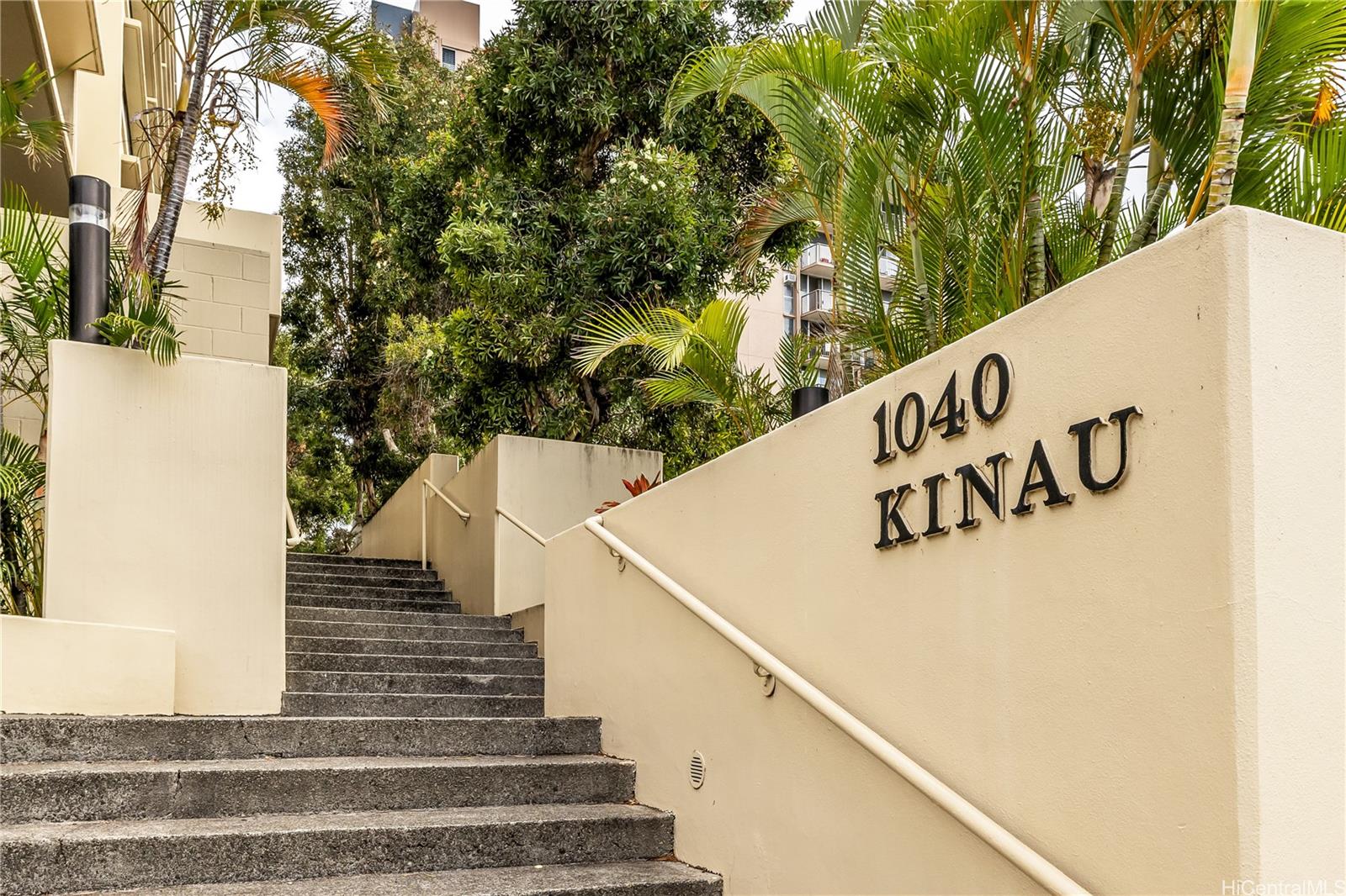 1040 Kinau condo # 803, Honolulu, Hawaii - photo 24 of 25