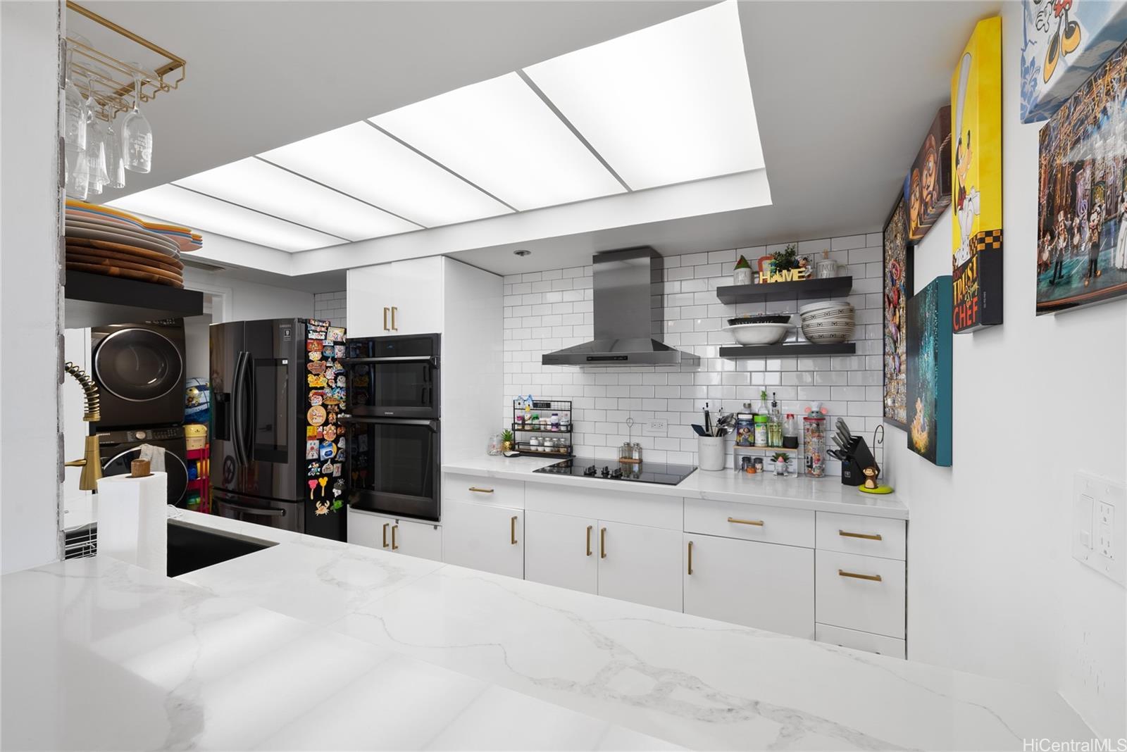 Continental Plaza condo # 702, Honolulu, Hawaii - photo 5 of 25