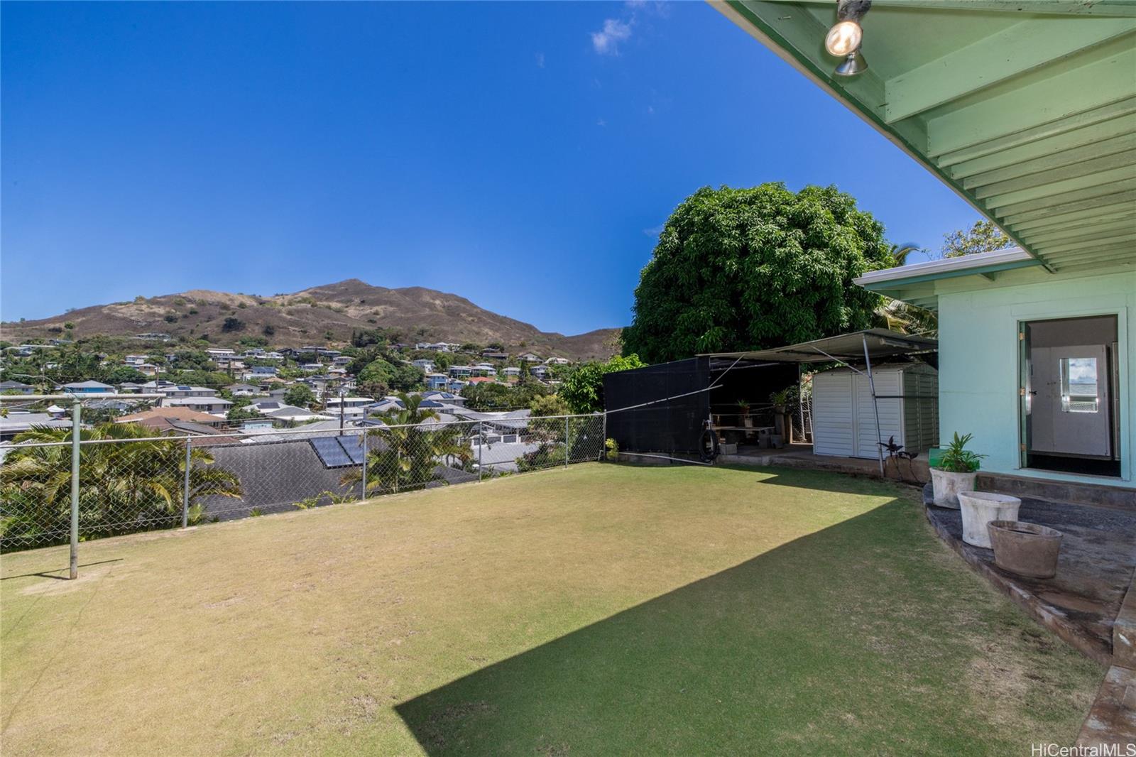 1042  Hui Street Keolu Hills, Kailua home - photo 20 of 25