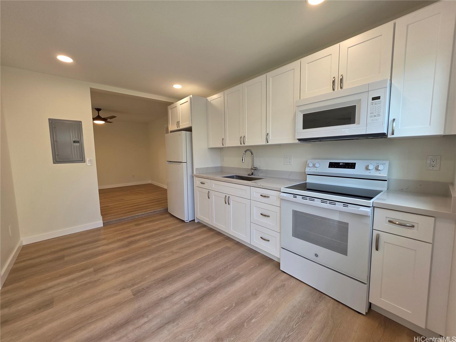 1043 Kainui Dr Kailua - Rental - photo 2 of 15