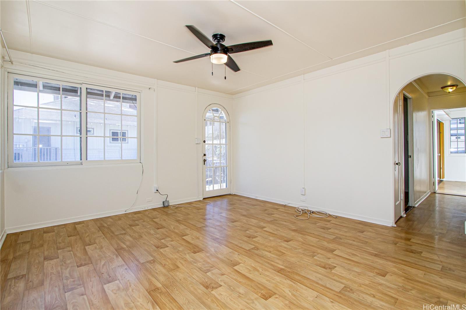 1044 Green Street Honolulu - Rental - photo 5 of 12