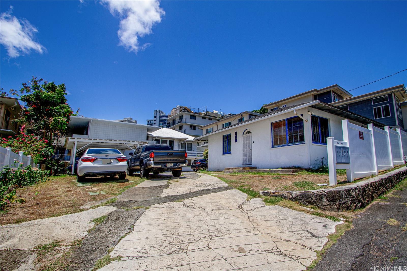 1044A Green Street Honolulu - Multi-family - photo 3 of 25