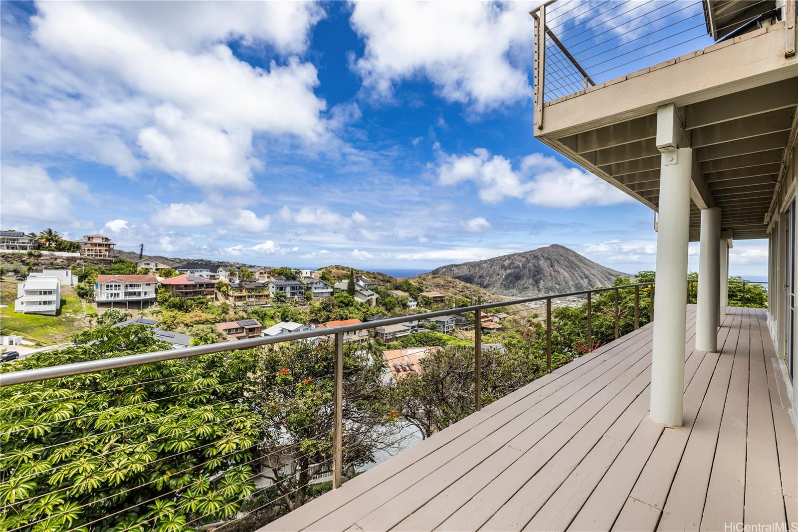 1048  Kaupaku Place Mariners Ridge, Hawaii Kai home - photo 13 of 25