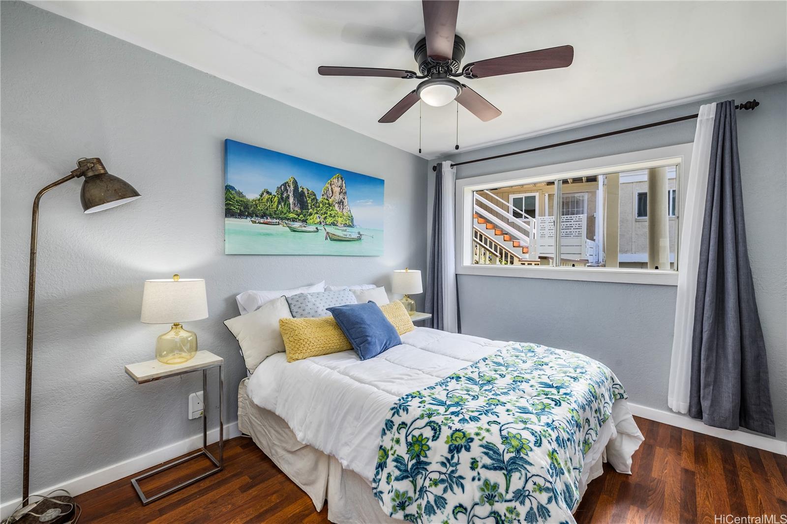 1048  Kaupaku Place Mariners Ridge, Hawaii Kai home - photo 22 of 25