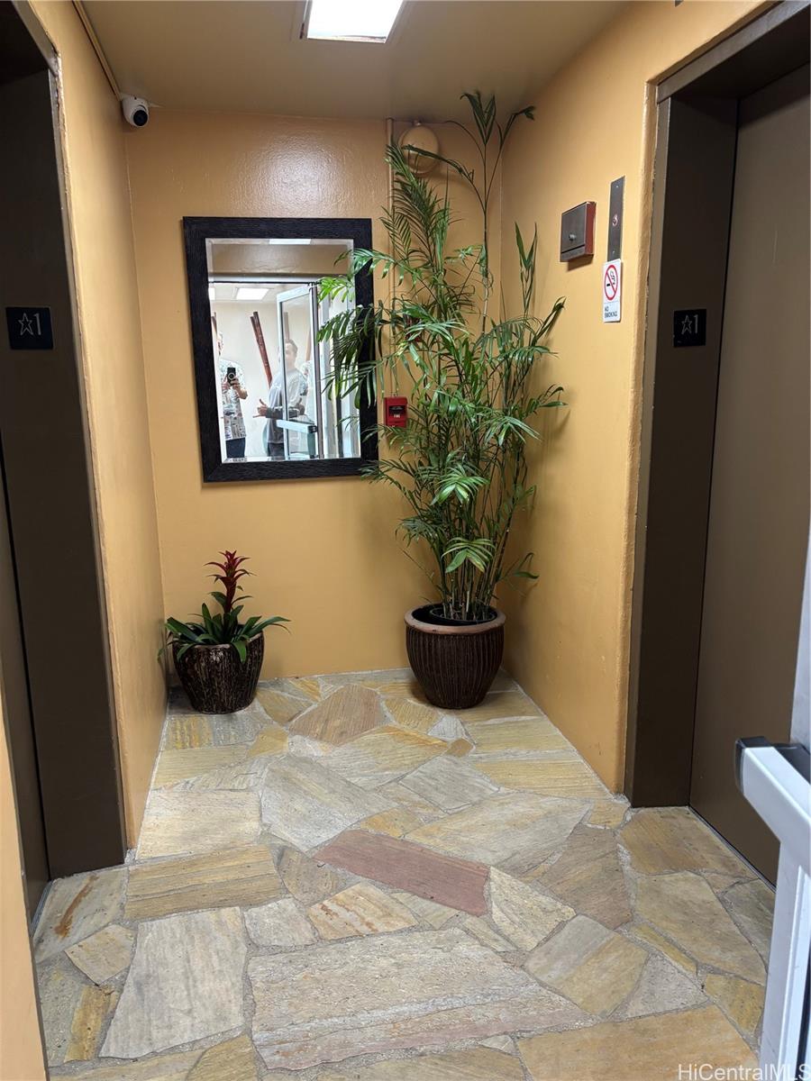 Makini At Kinau condo # 903, Honolulu, Hawaii - photo 3 of 11