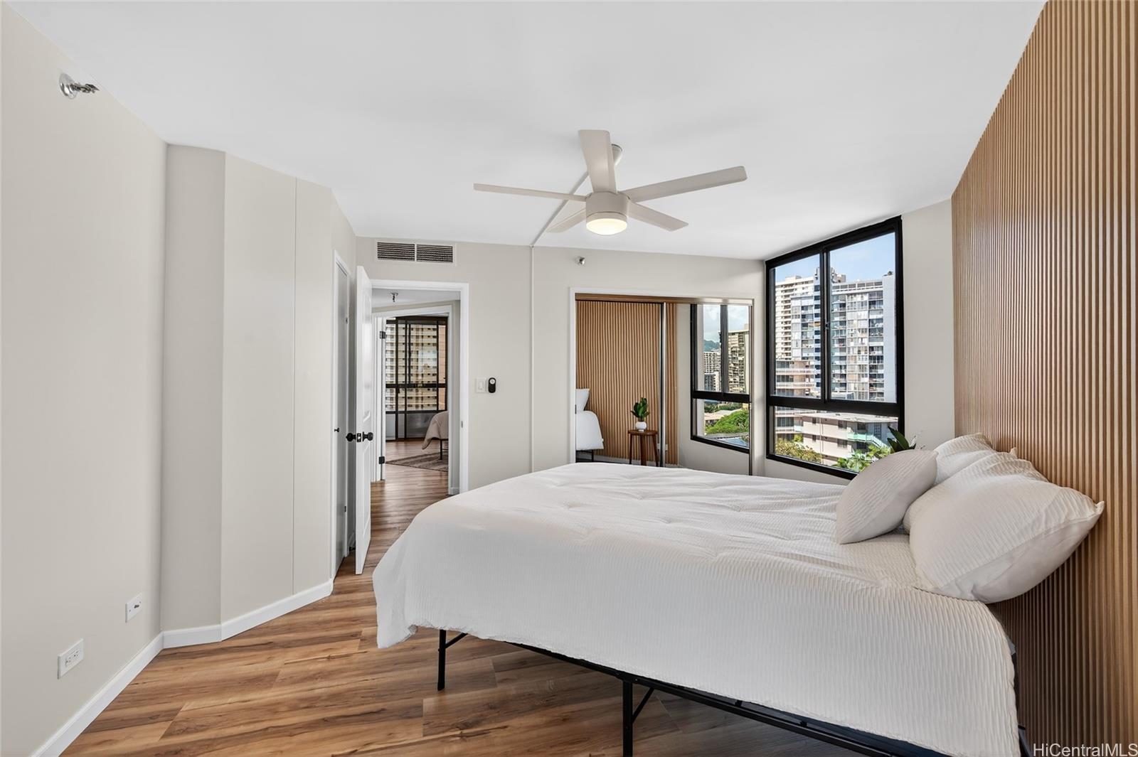 Continental Plaza condo # 1006, Honolulu, Hawaii - photo 15 of 25