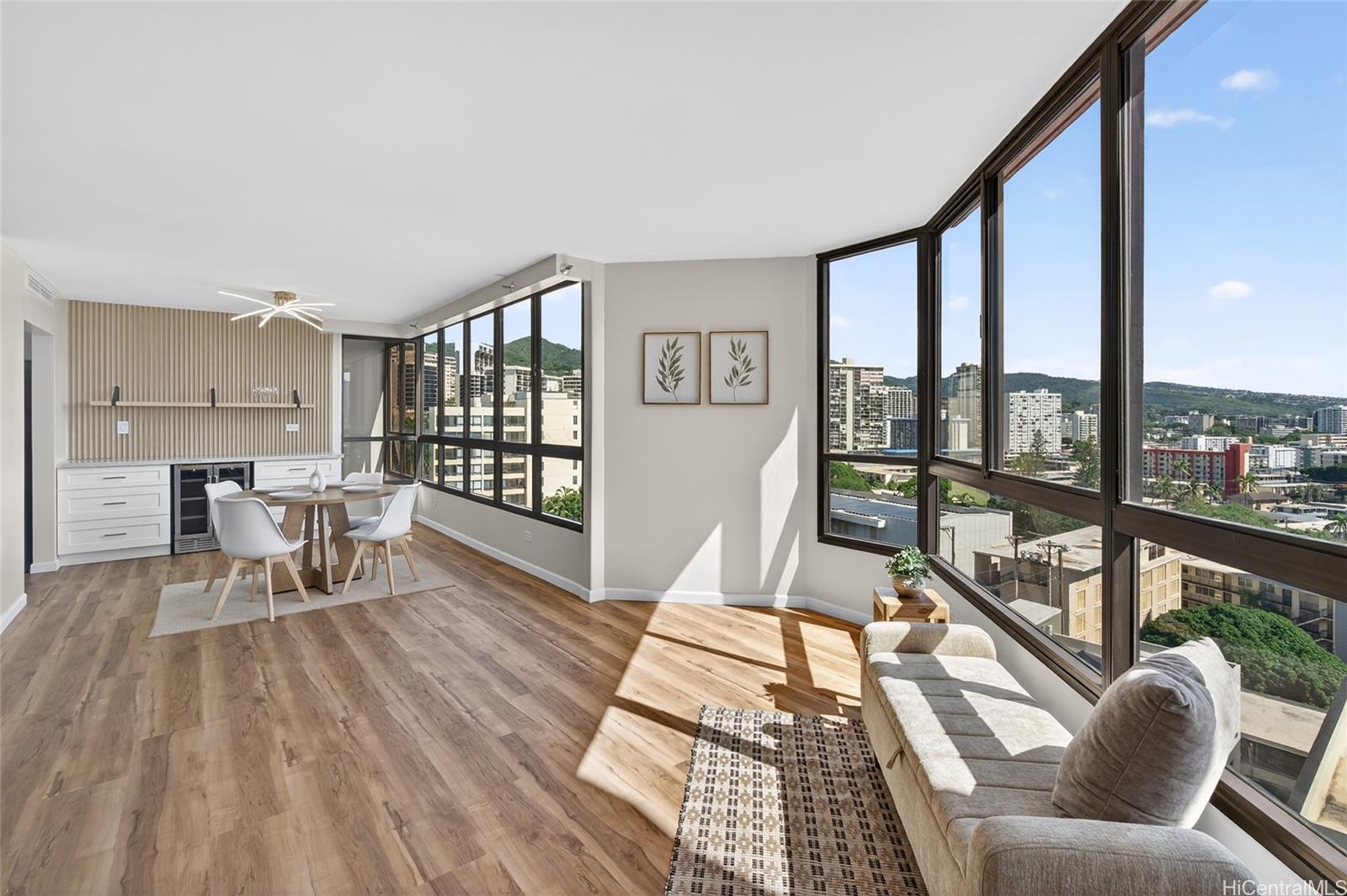 Continental Plaza condo # 1006, Honolulu, Hawaii - photo 7 of 25