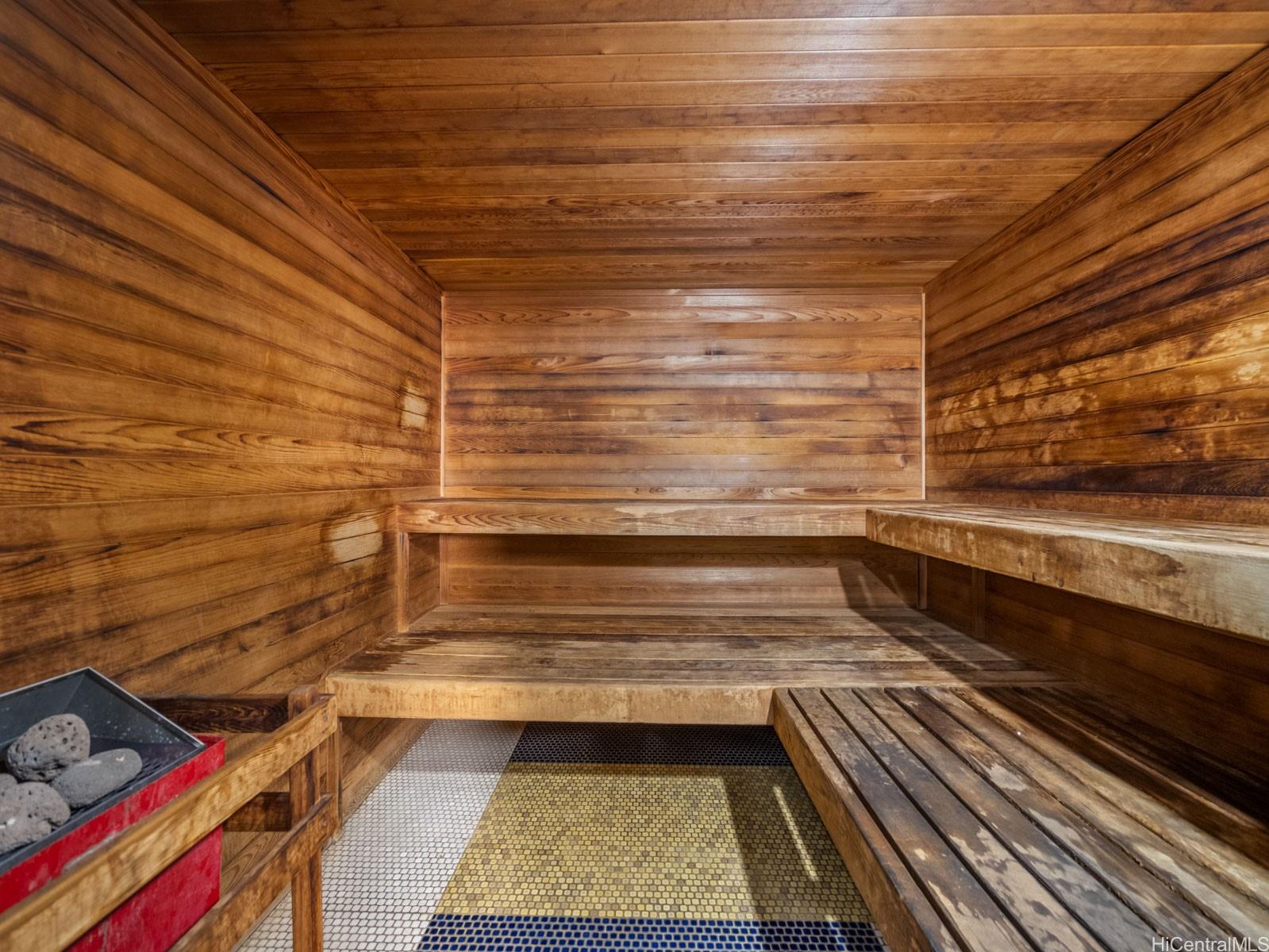 Continental Plaza condo # 706, Honolulu, Hawaii - photo 18 of 23