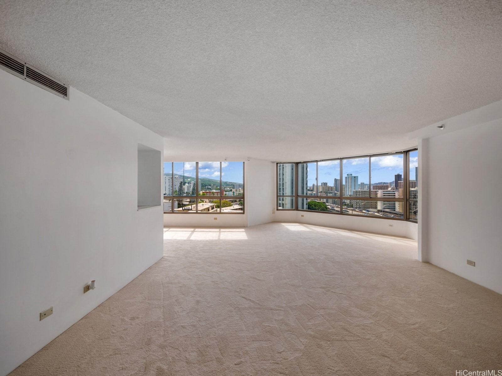 Continental Plaza condo # 706, Honolulu, Hawaii - photo 4 of 23