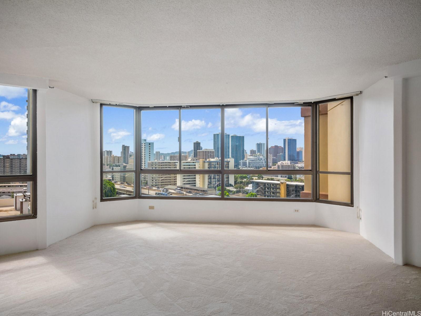 Continental Plaza condo # 706, Honolulu, Hawaii - photo 5 of 23