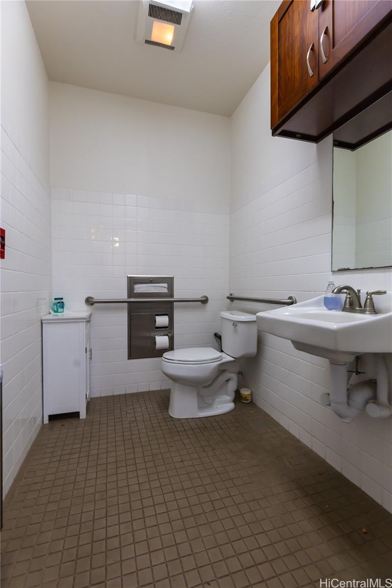 1051 Kakala St Kapolei Oahu commercial real estate photo17 of 23