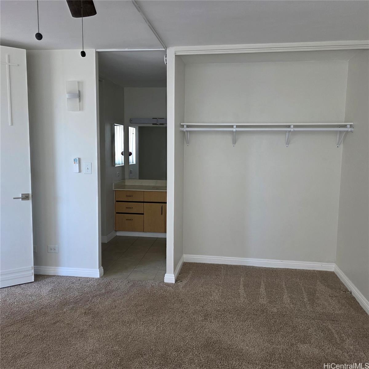 1052 Ala Nanu St Honolulu - Rental - photo 15 of 21