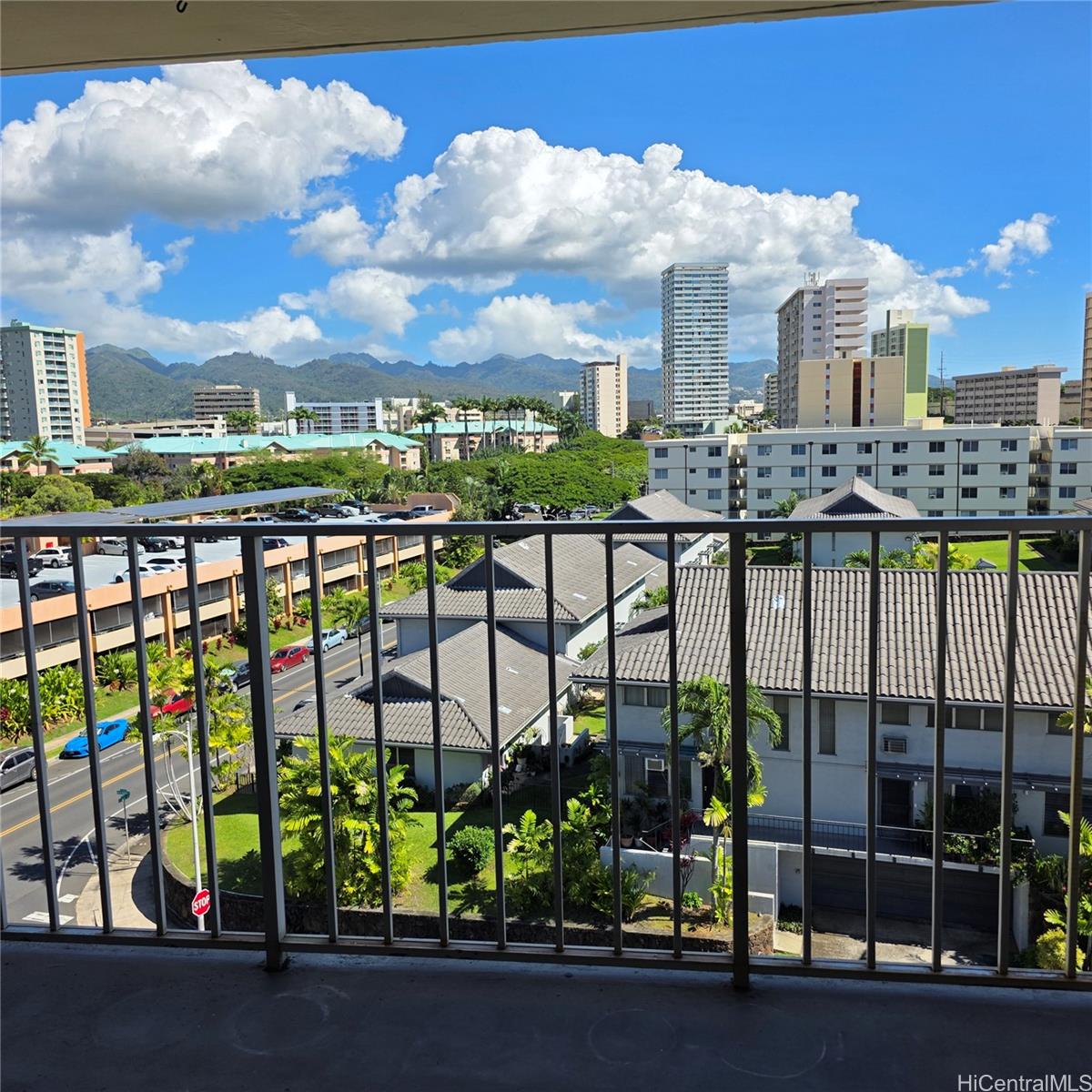 1052 Ala Nanu St Honolulu - Rental - photo 18 of 21