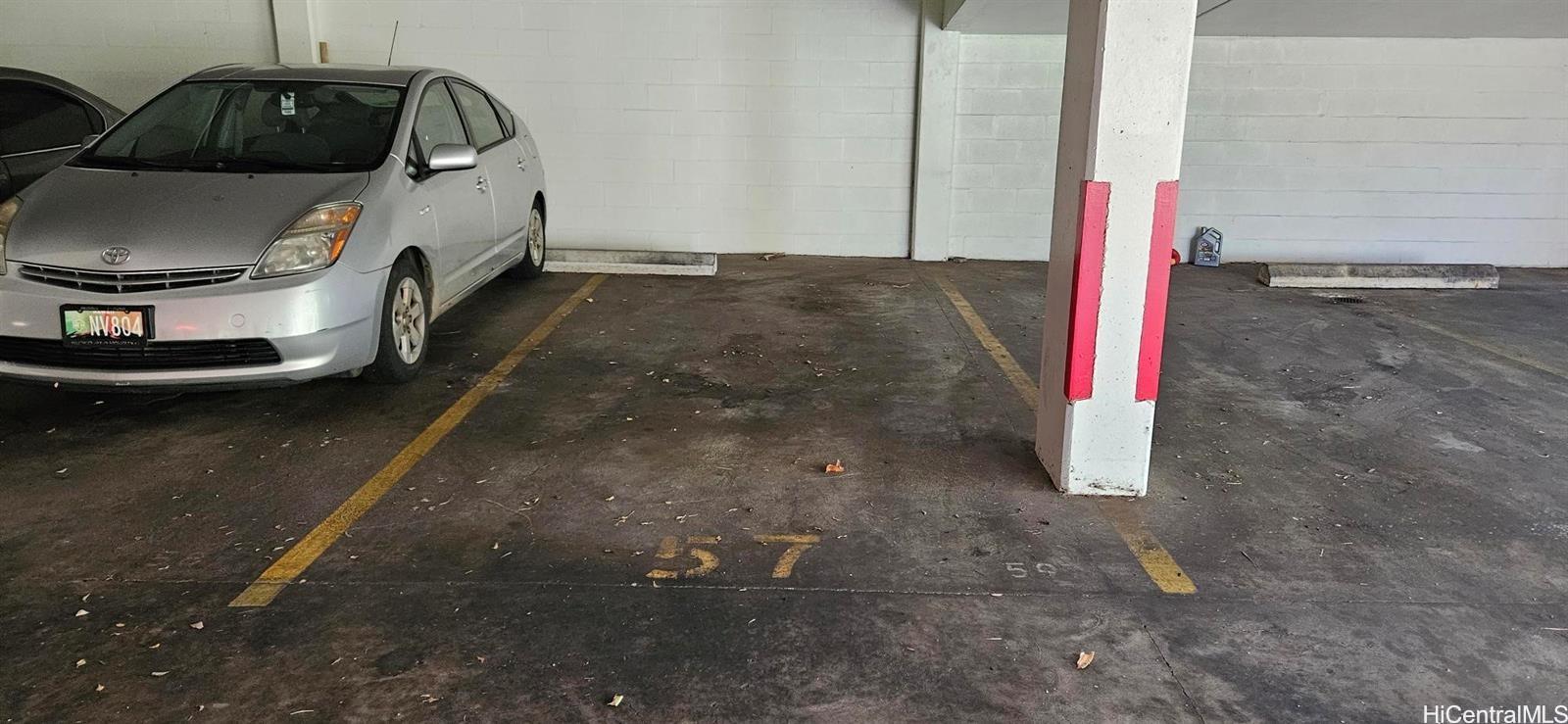 1054 Green Street Honolulu - Rental - photo 17 of 21