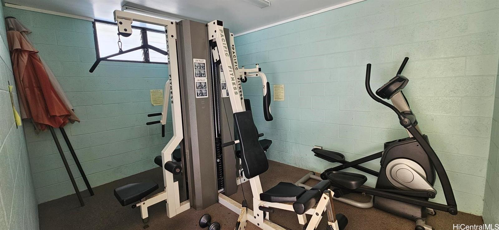 1054 Green Street Honolulu - Rental - photo 3 of 21