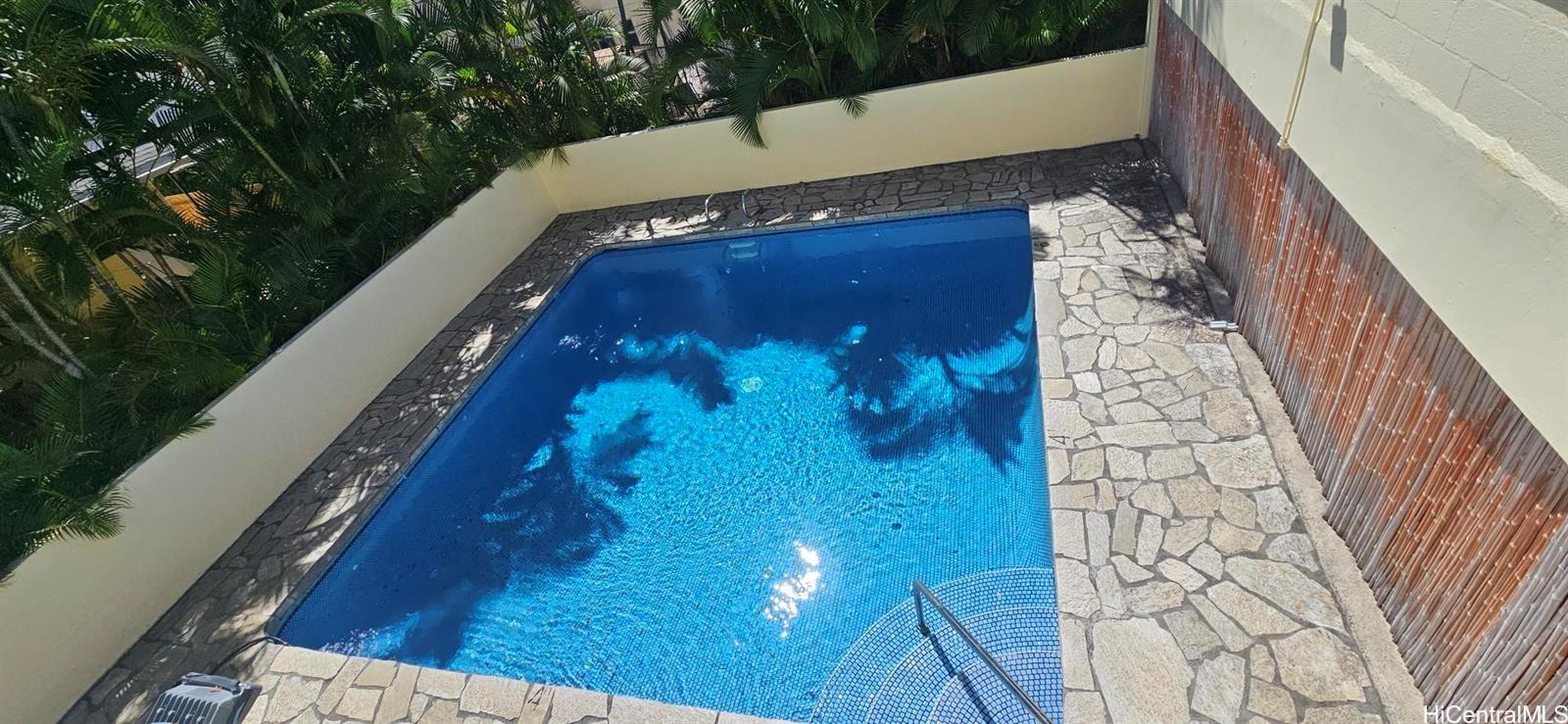 1054 Green Street Honolulu - Rental - photo 6 of 21