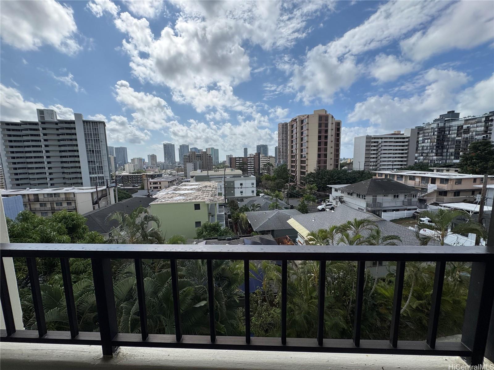 Bel-Air Plaza condo # 402, Honolulu, Hawaii - photo 5 of 16