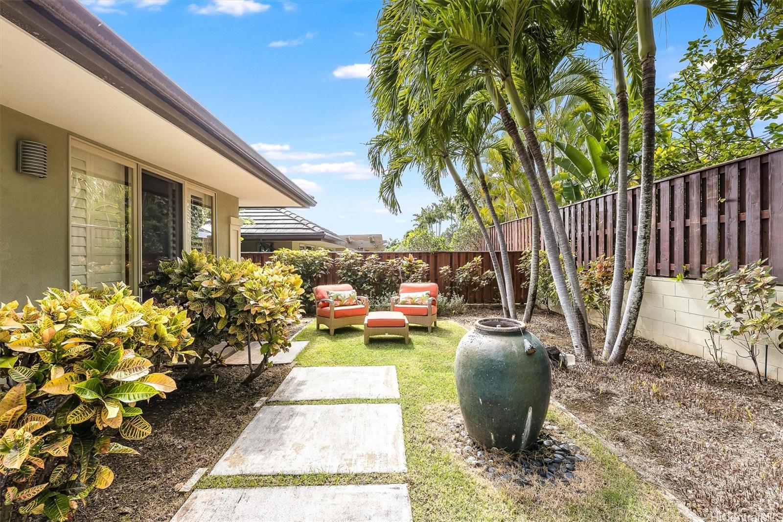 1058  Koko Kai Place Koko Villas, Hawaii Kai home - photo 13 of 25