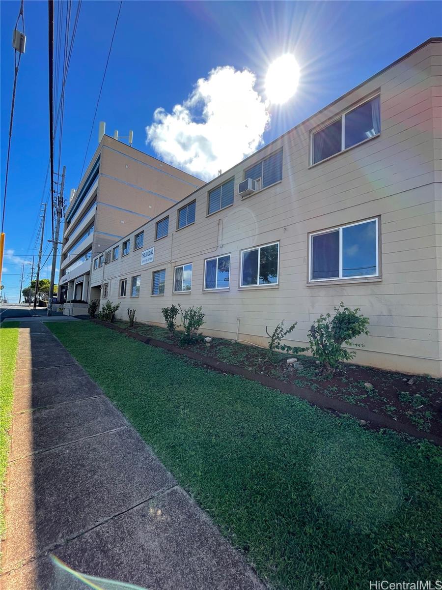1059 A 12th Ave, Honolulu Commercial real estate in Hawaii for sale