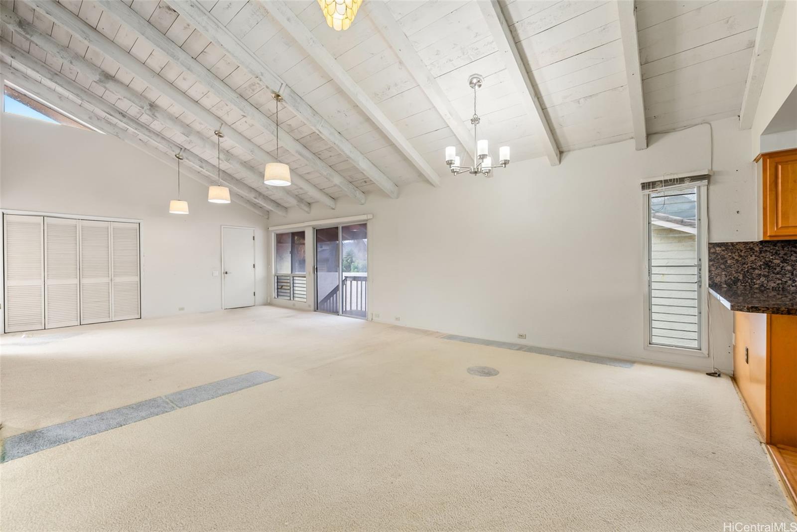 1059  Kaumoku Street Mariners Ridge, Hawaii Kai home - photo 8 of 22