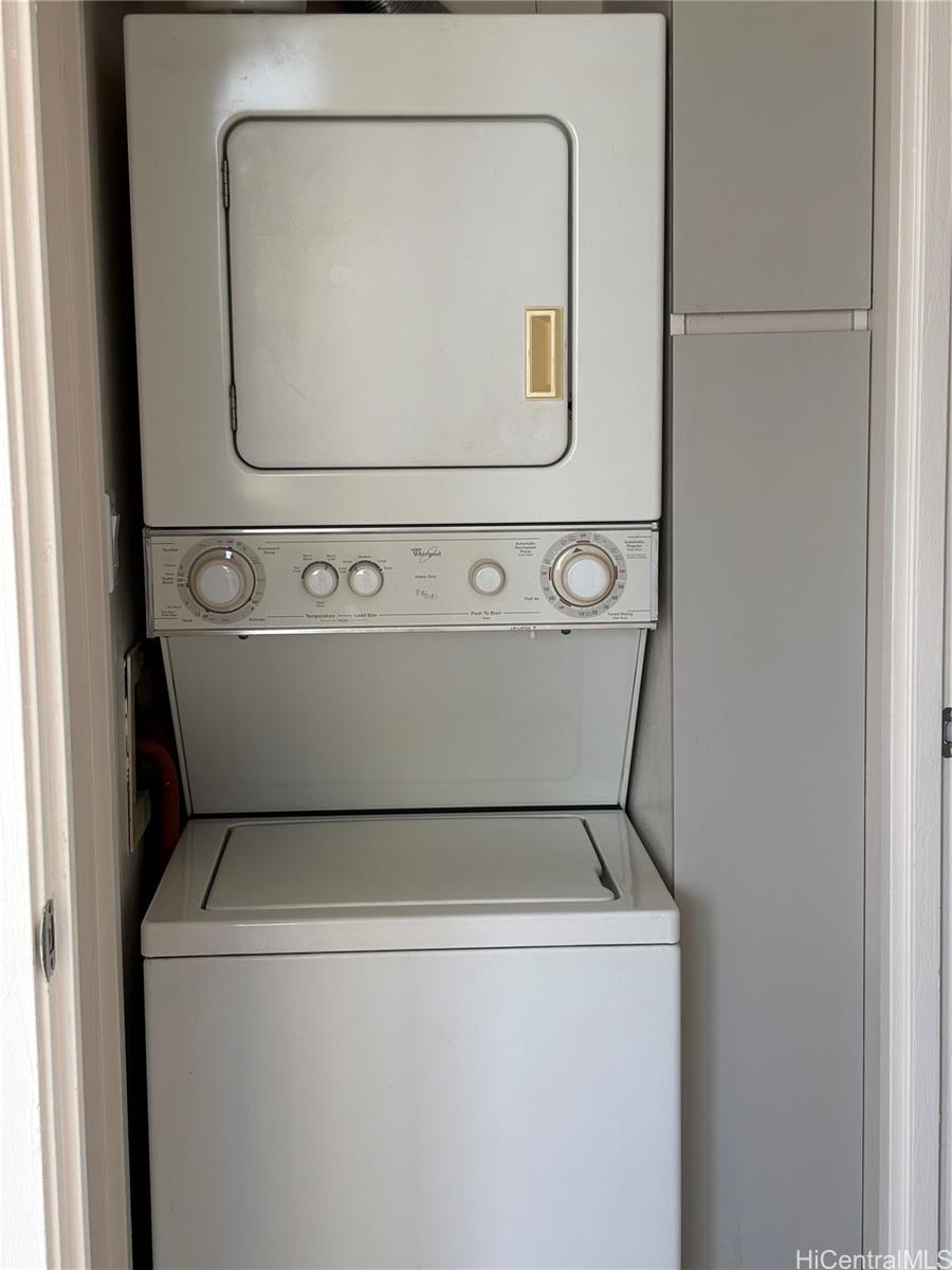 Century Park Plaza condo # 1706A, Pearl City, Hawaii - photo 9 of 15