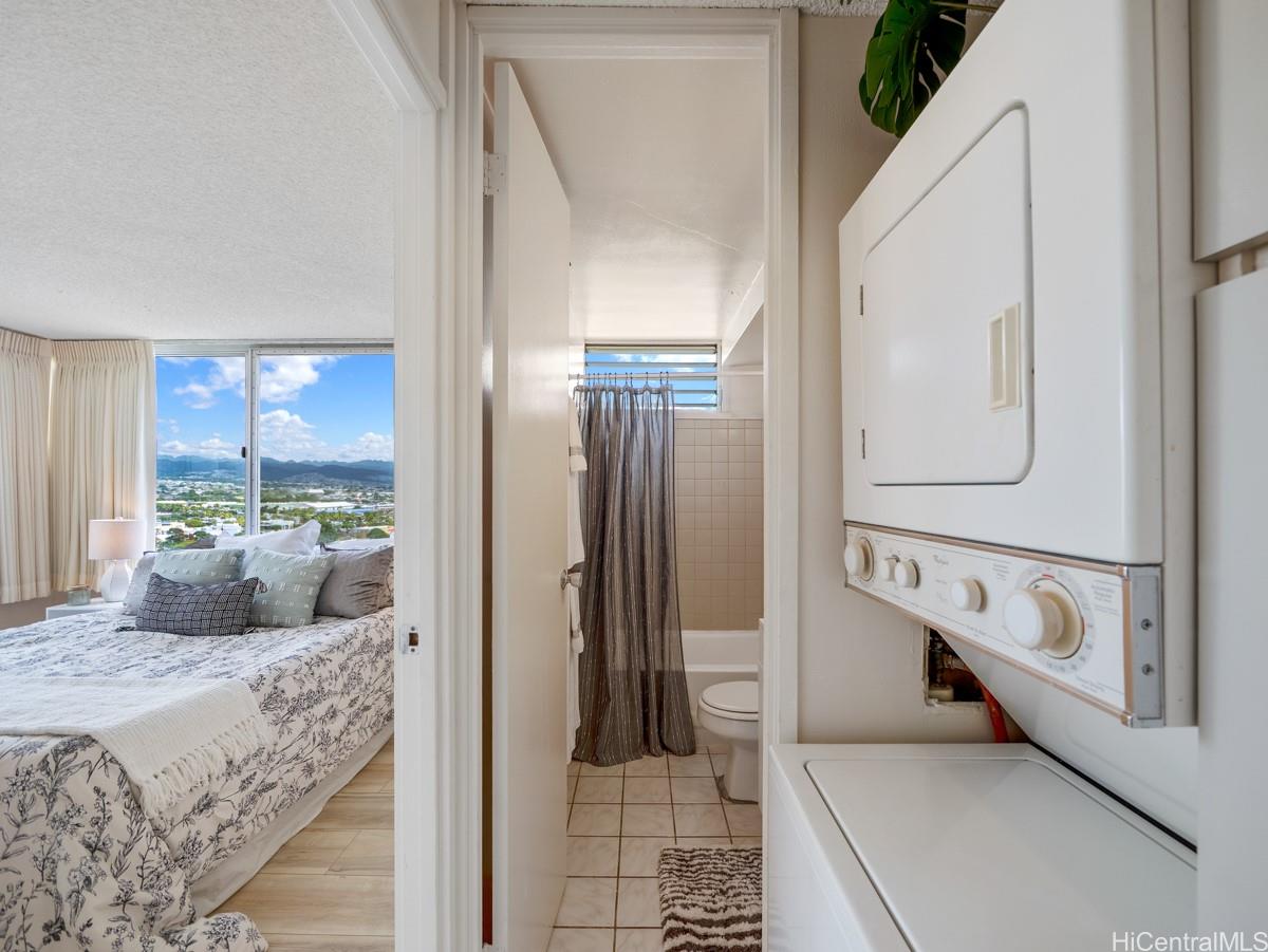 Century Park Plaza condo # 1706A, Pearl City, Hawaii - photo 10 of 25