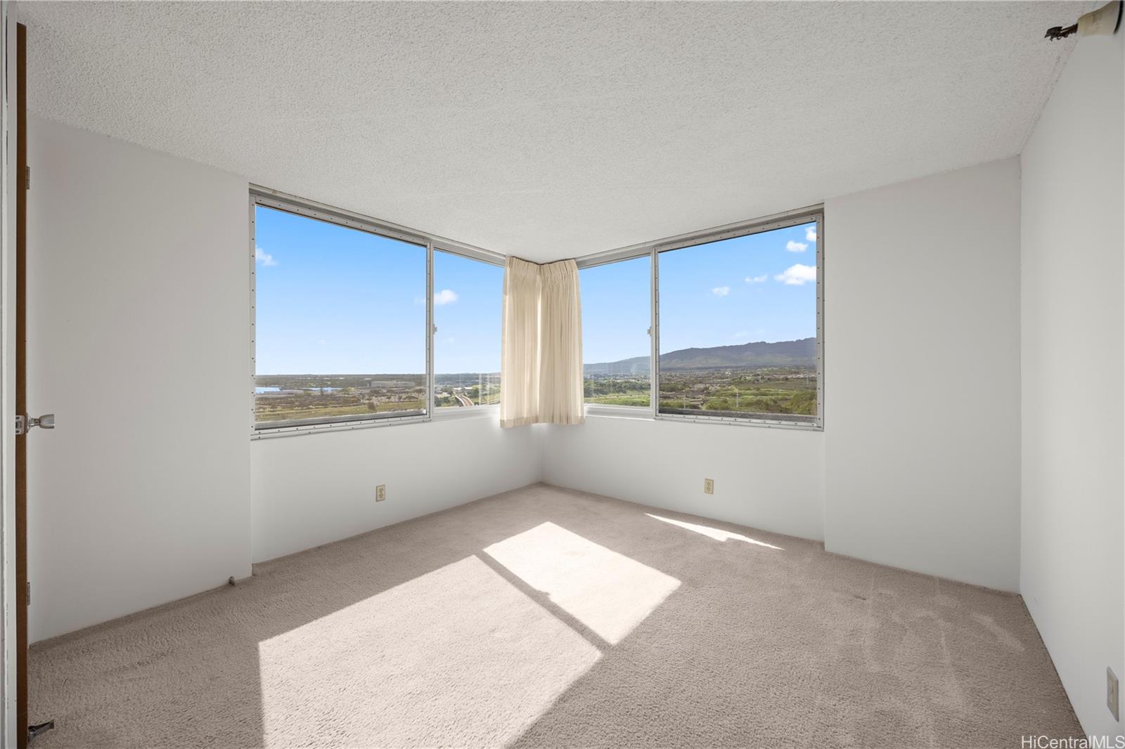 Century Park Plaza condo # 1902B, Pearl City, Hawaii - photo 11 of 24