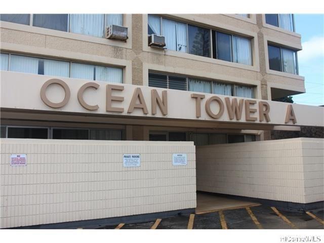 1060 Kamehameha Hwy Pearl City - Rental - photo 2 of 19