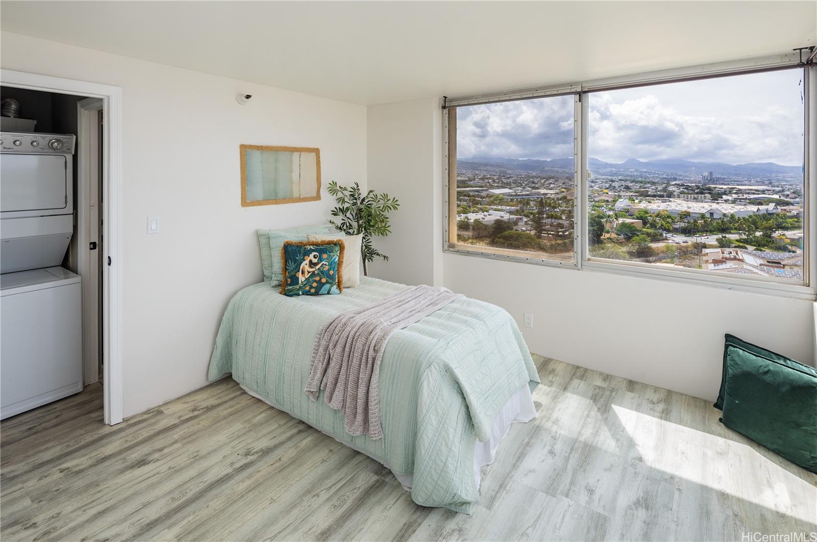 Century Park Plaza condo # 2002B, Pearl City, Hawaii - photo 10 of 25