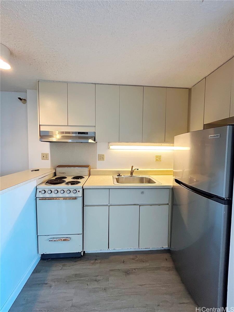 Century Park Plaza condo # 2505A, Pearl City, Hawaii - photo 4 of 21