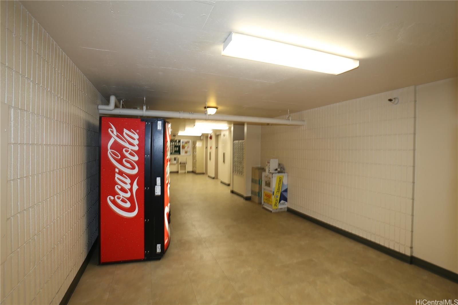 1060 Kamehameha Hwy Pearl City - Rental - photo 17 of 17