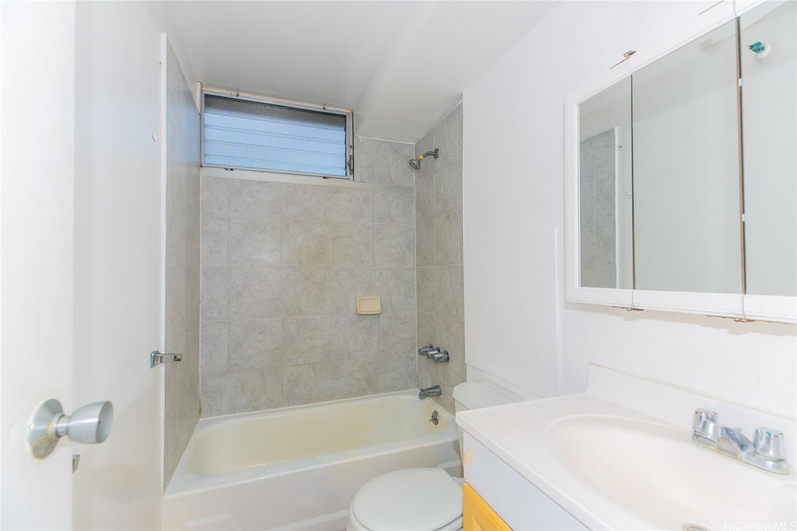 Century Park Plaza condo # 2606B, Pearl City, Hawaii - photo 17 of 25