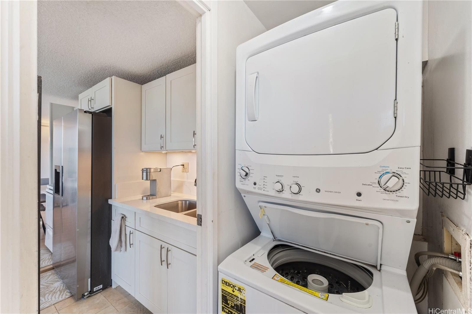 Century Park Plaza condo # 303B, Pearl City, Hawaii - photo 7 of 16