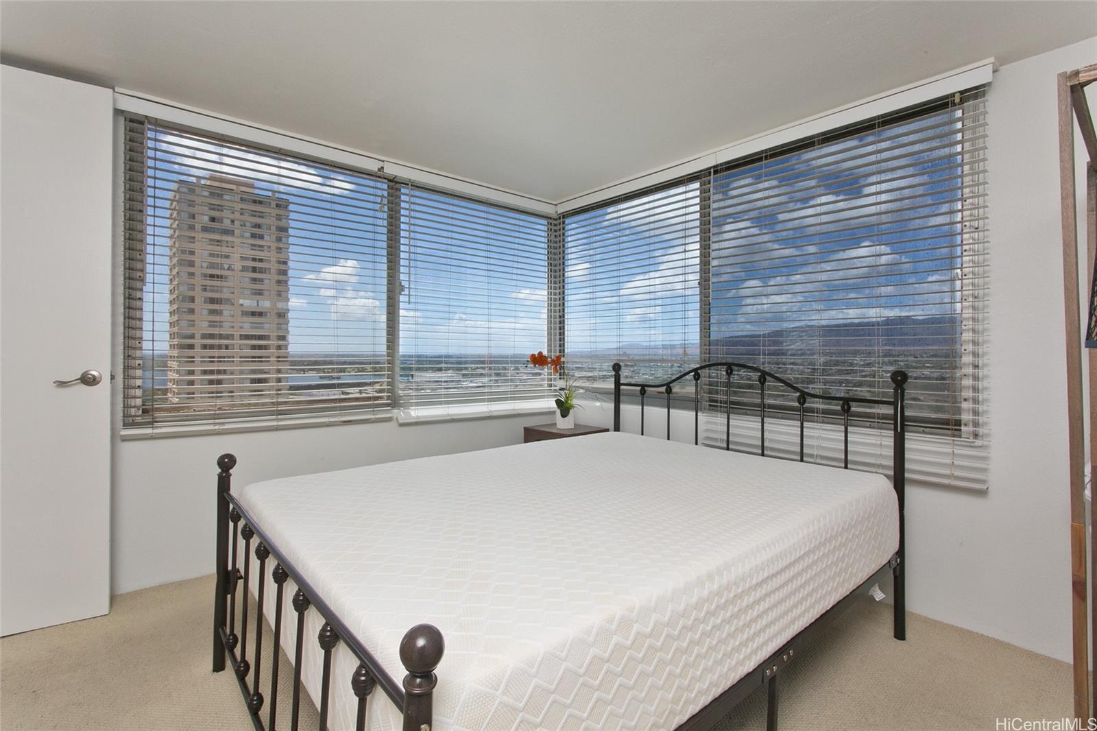 Century Park Plaza condo # 3102B, Pearl City, Hawaii - photo 10 of 16