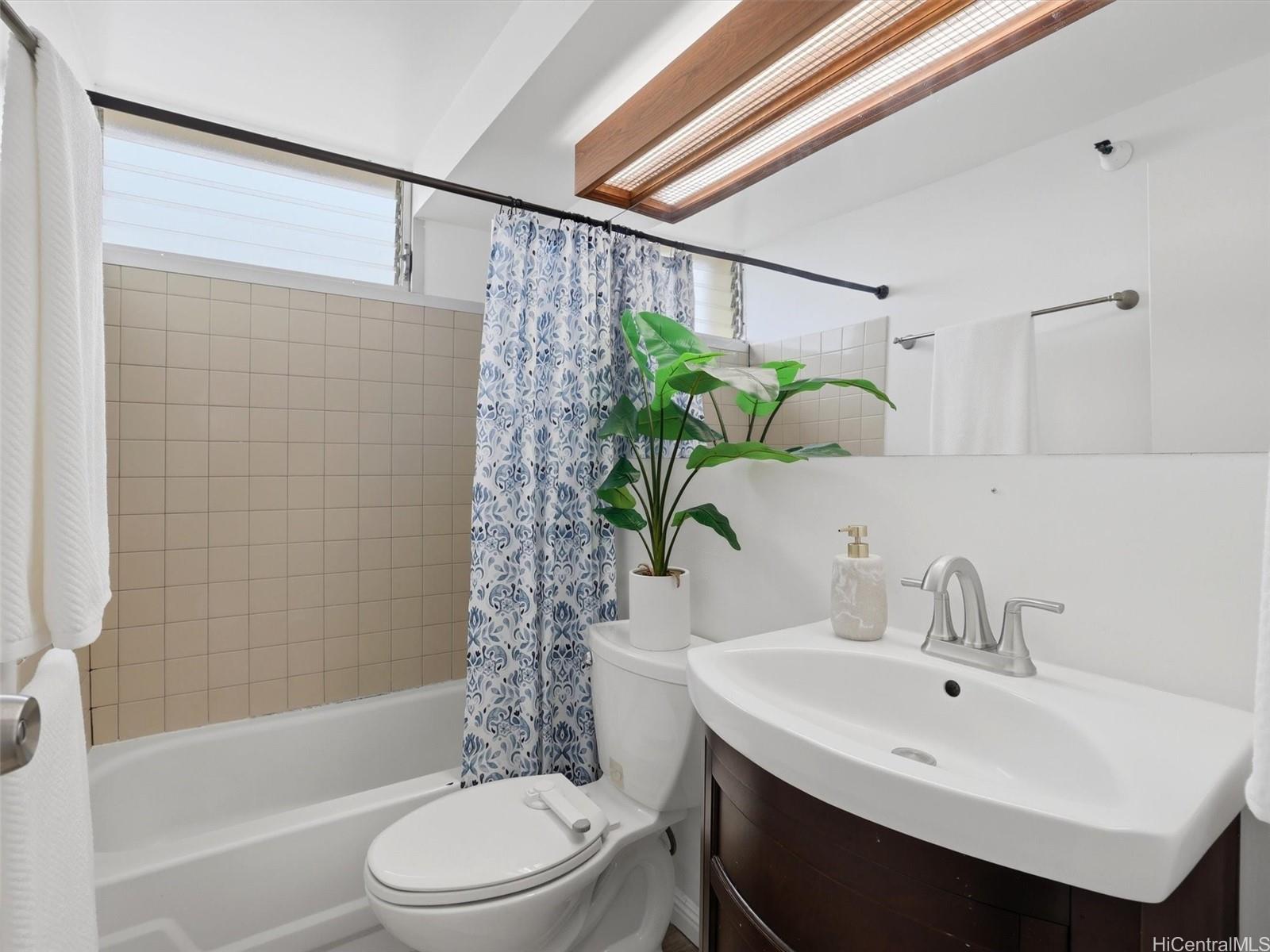 Century Park Plaza condo # 3203A, Pearl City, Hawaii - photo 21 of 25