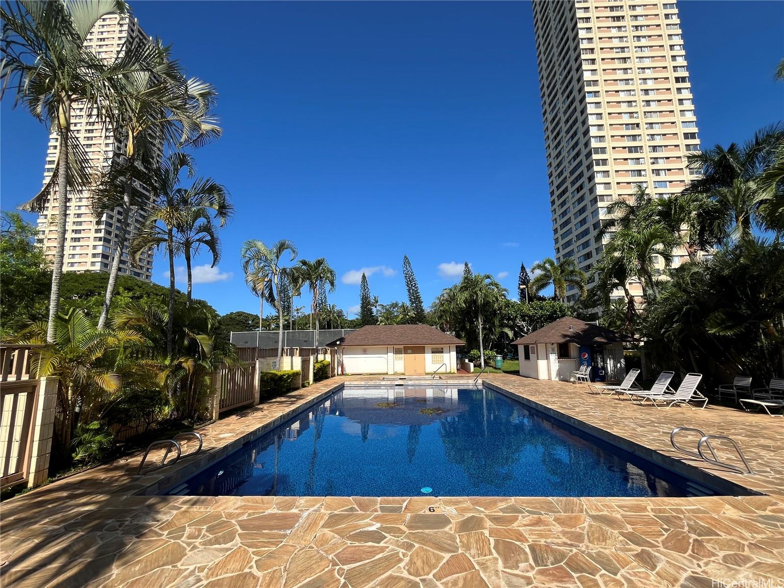 1060 Kamehameha Hwy Pearl City - Rental - photo 11 of 13