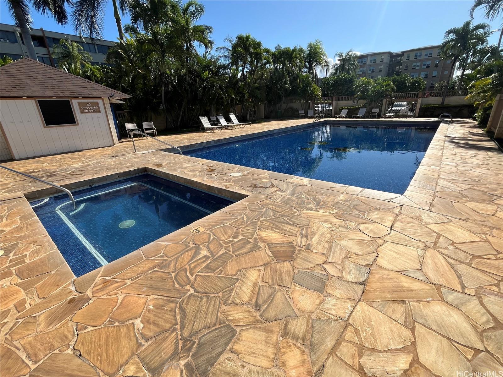 1060 Kamehameha Hwy Pearl City - Rental - photo 12 of 13