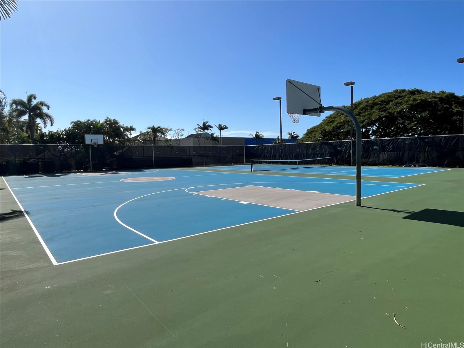 1060 Kamehameha Hwy Pearl City - Rental - photo 10 of 13