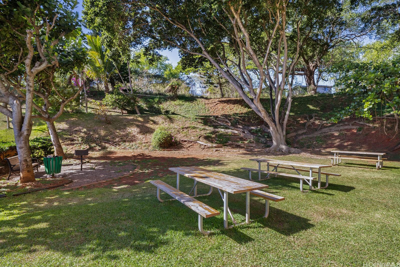 1060 Kamehameha Hwy Pearl City - Rental - photo 24 of 25