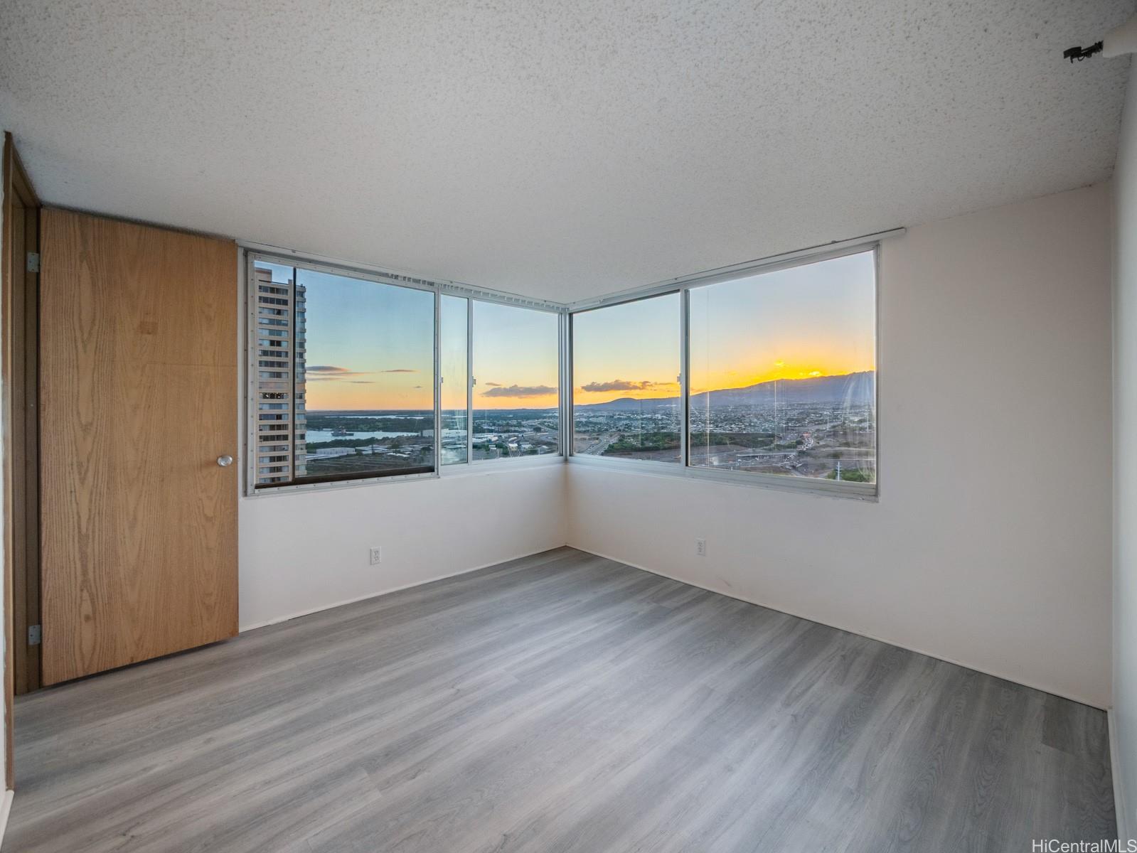 Century Park Plaza condo # 3302B, Pearl City, Hawaii - photo 7 of 25