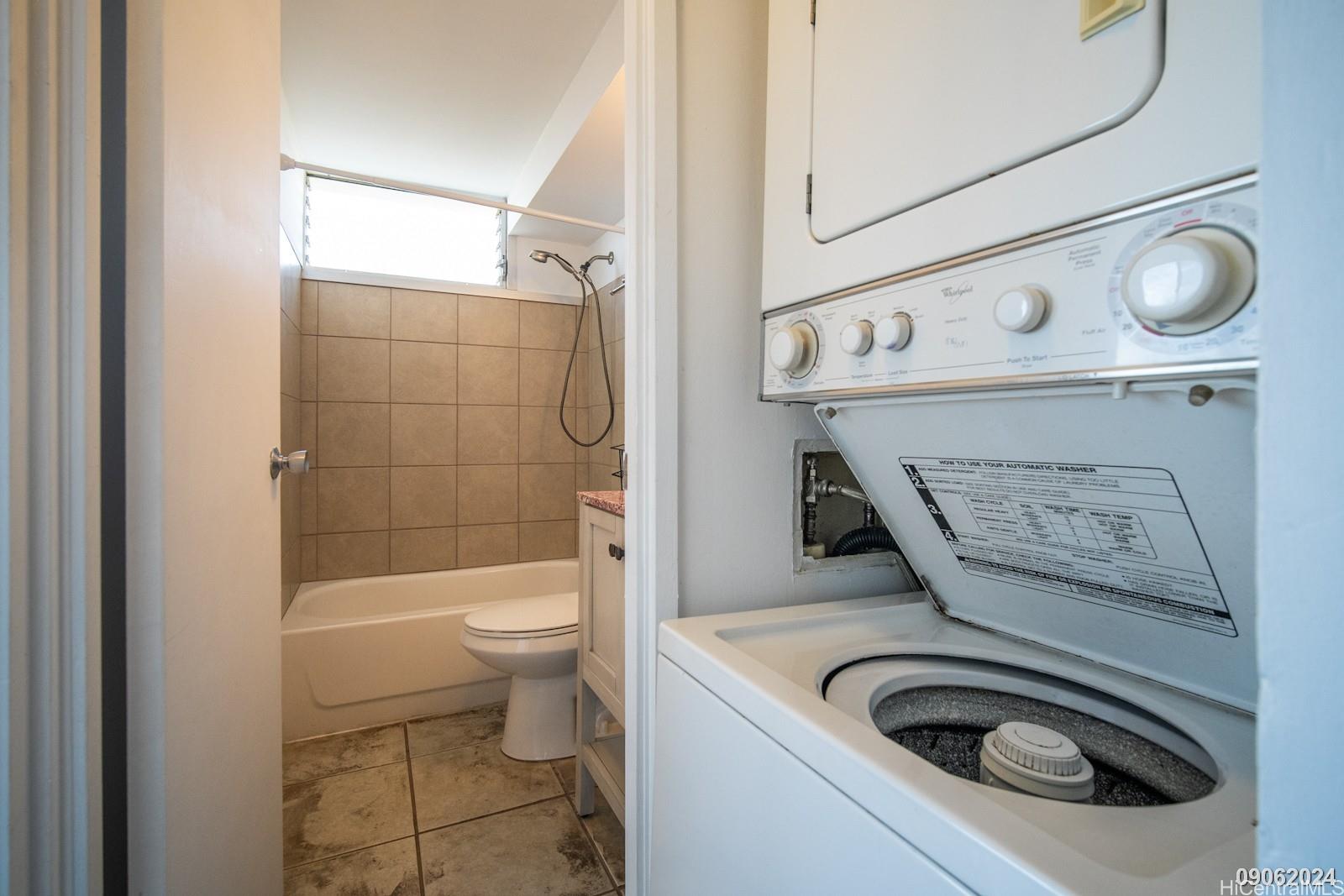 1060 Kamehameha Hwy Pearl City - Rental - photo 8 of 16