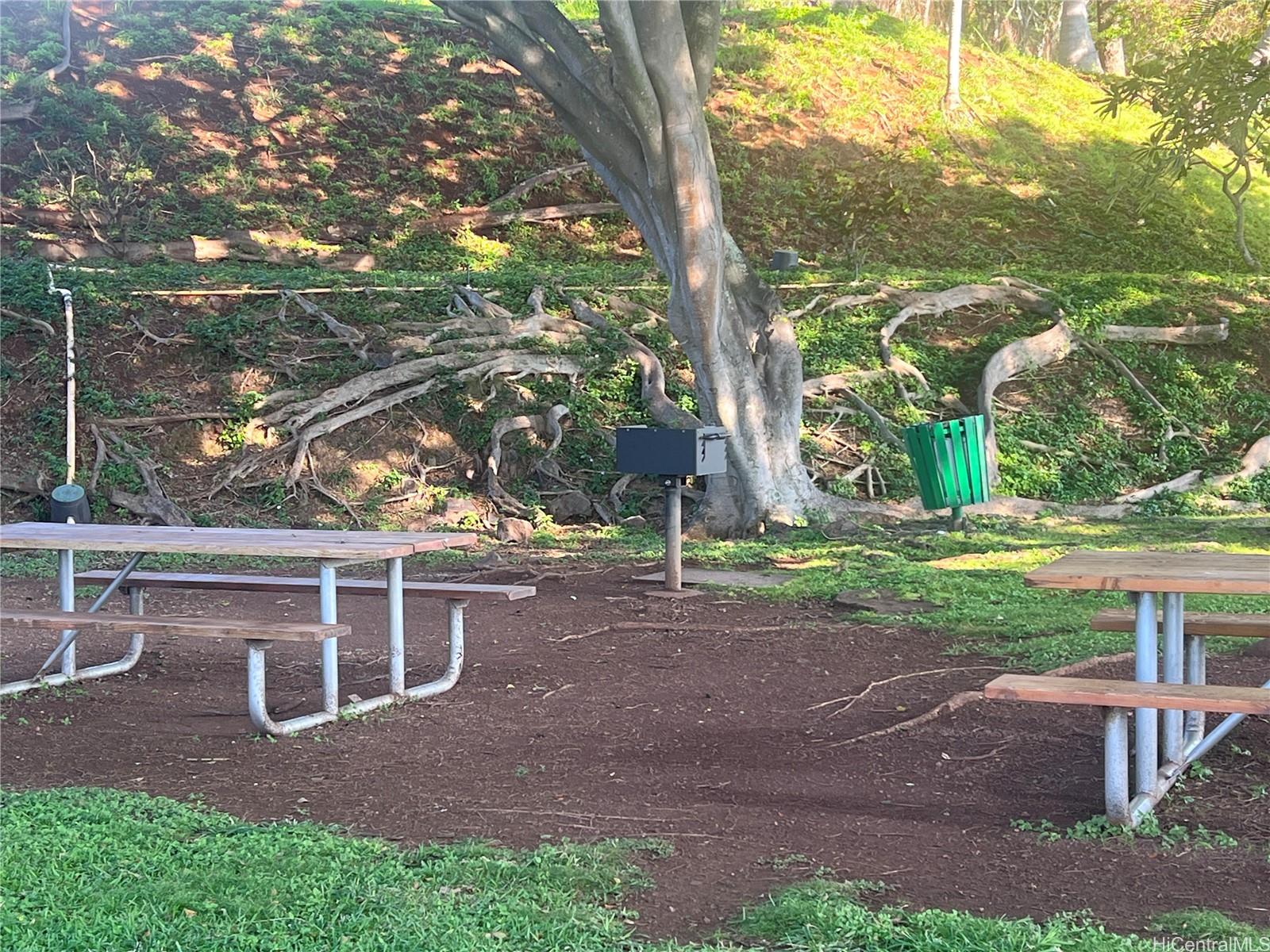 1060 Kamehameha Hwy Pearl City - Rental - photo 17 of 20