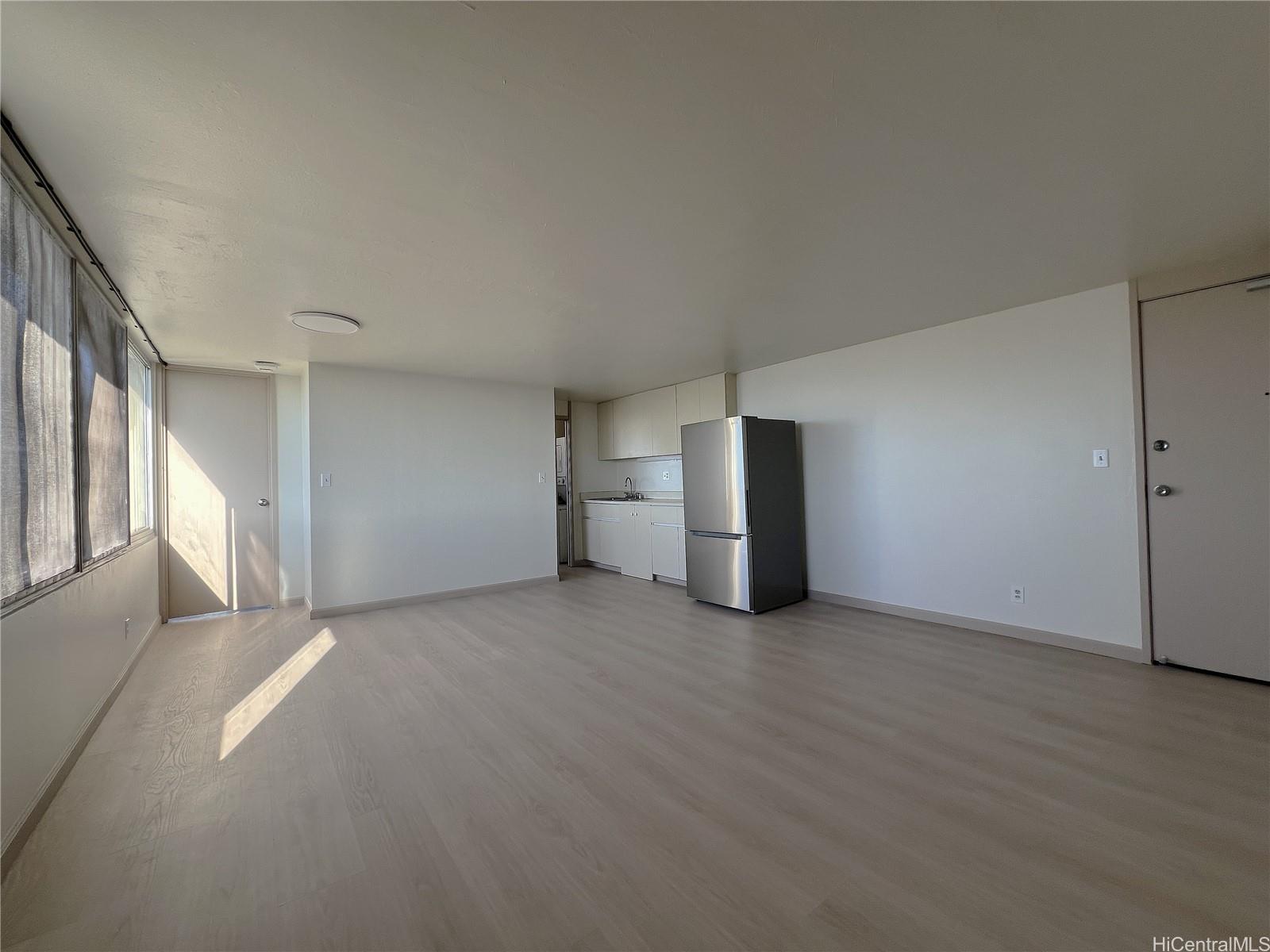 1060 Kamehameha Hwy Pearl City - Rental - photo 5 of 20