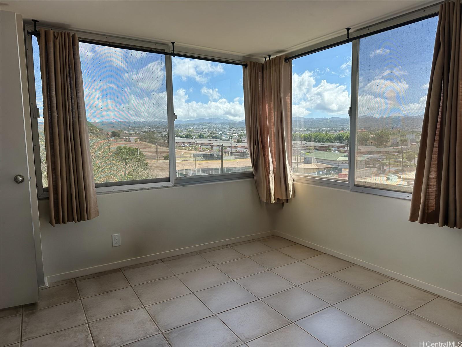 Century Park Plaza condo # 806B, Pearl City, Hawaii - photo 9 of 16