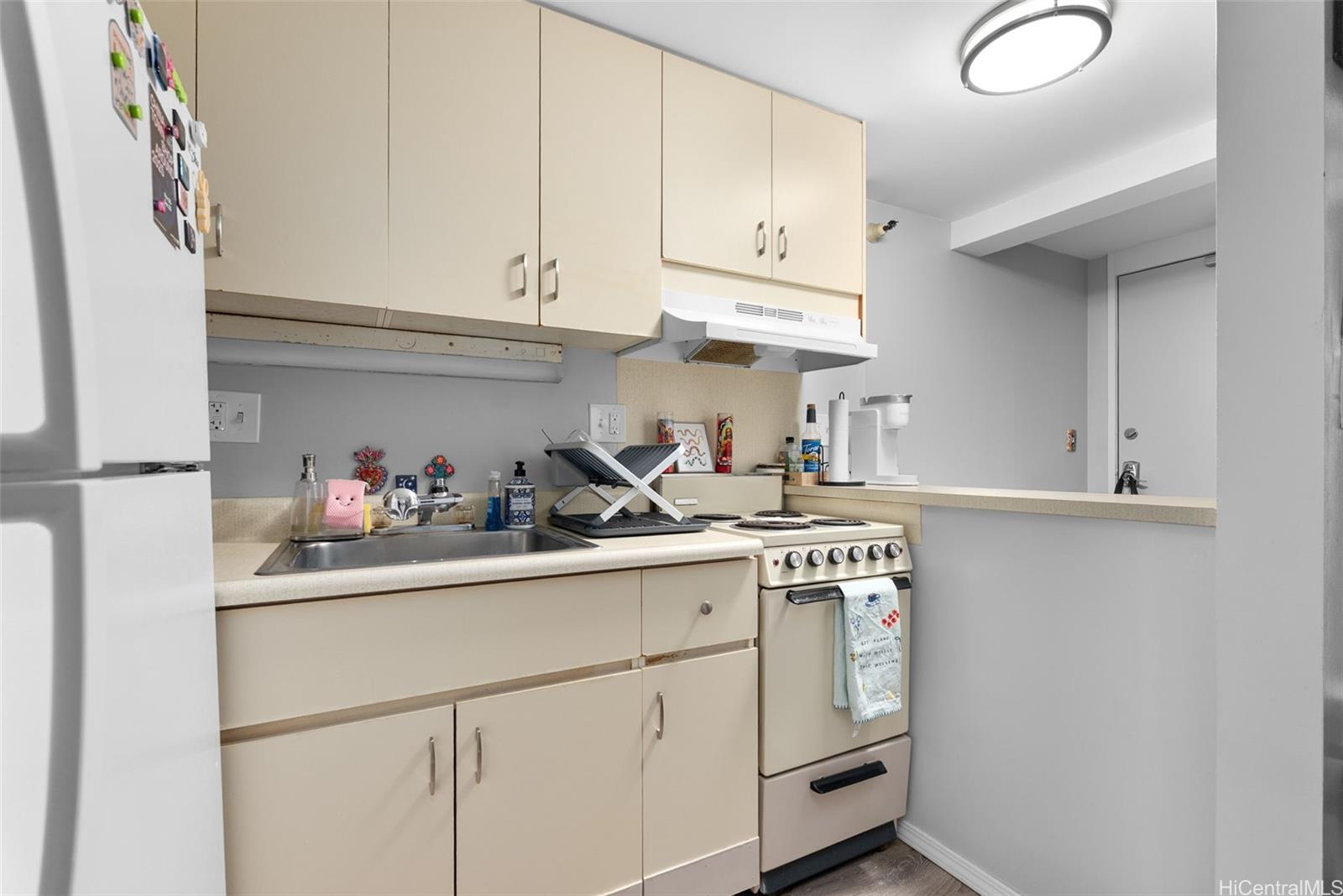 Century Park Plaza condo # 908A, Pearl City, Hawaii - photo 2 of 22