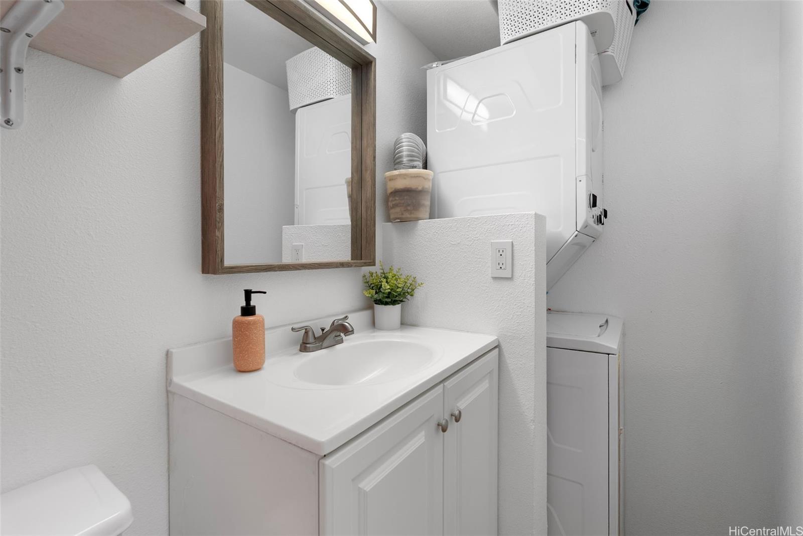 Century Park Plaza condo # 908A, Pearl City, Hawaii - photo 10 of 22