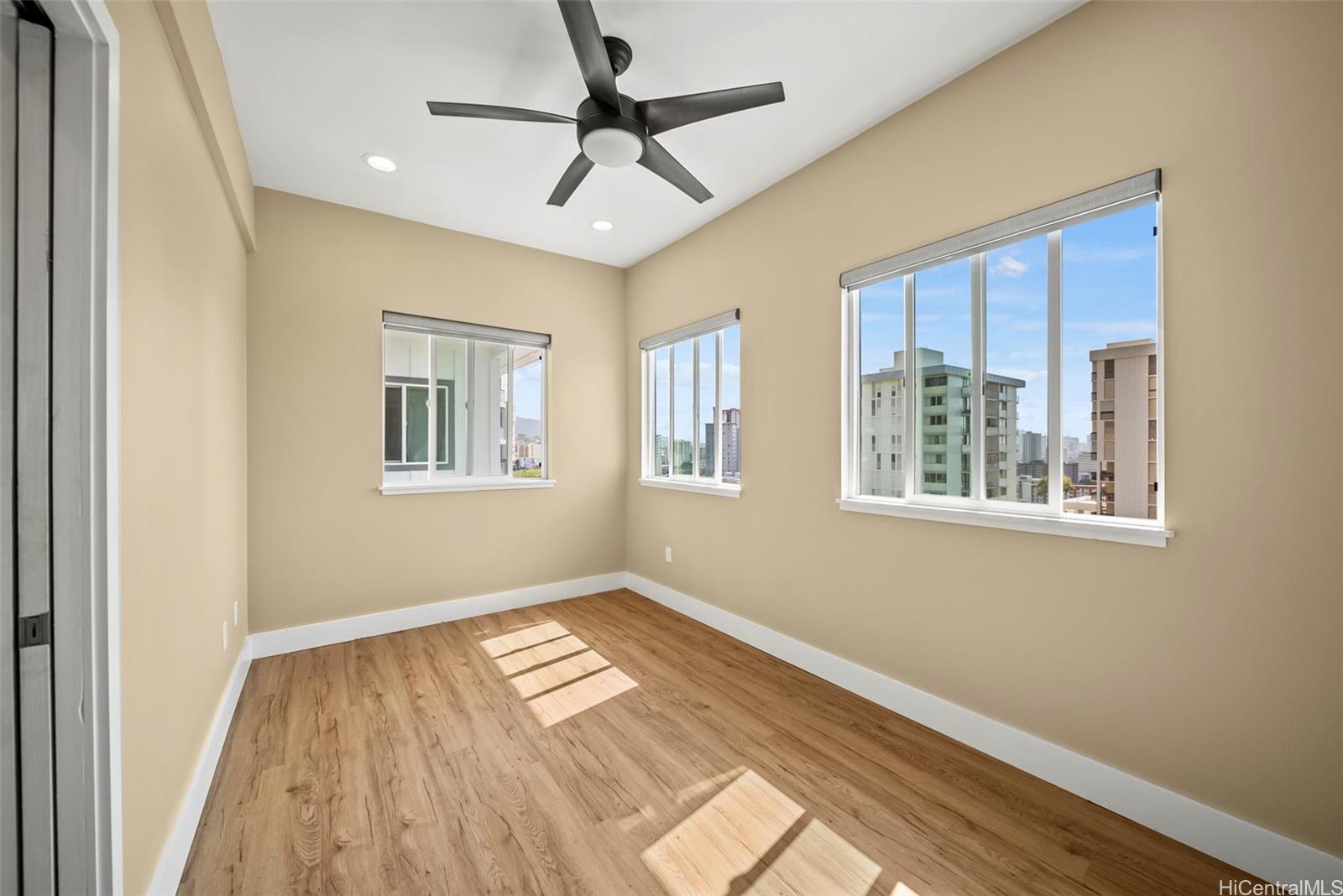 1060 Spencer St townhouse # F, Honolulu, Hawaii - photo 12 of 25