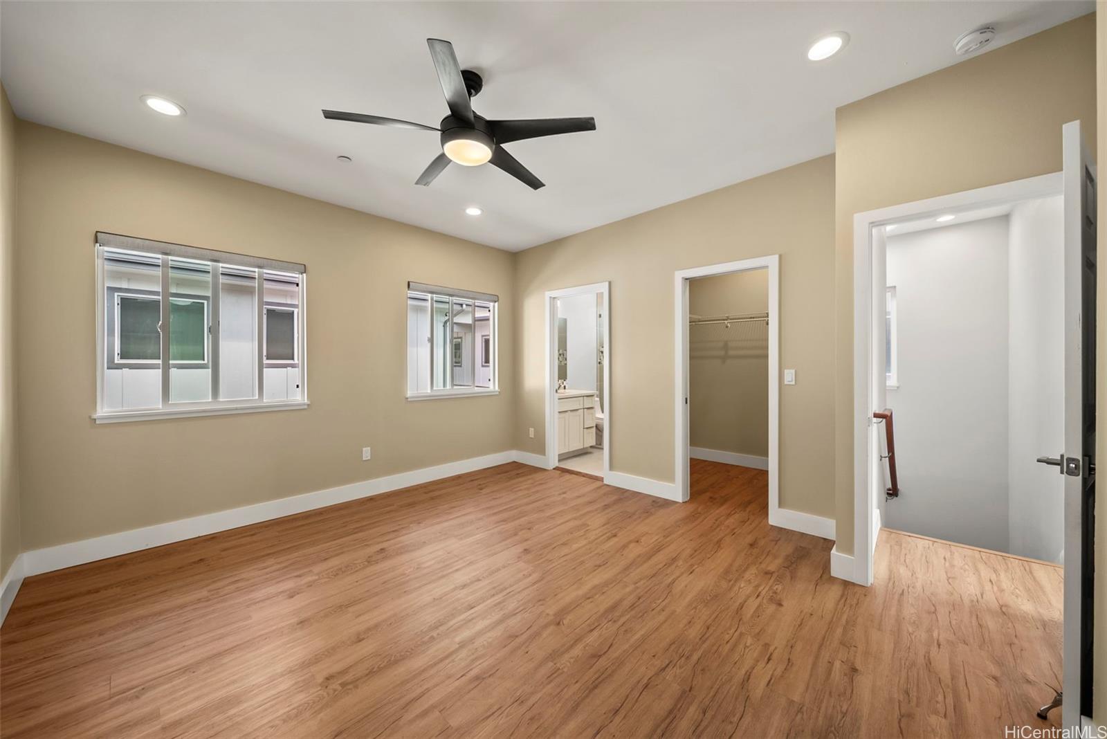 1060 Spencer St townhouse # F, Honolulu, Hawaii - photo 6 of 25