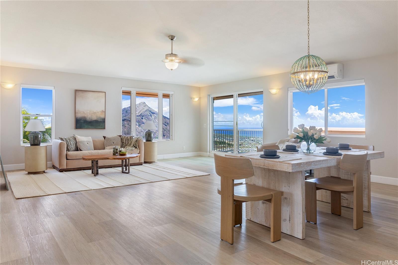 1062  Hoa Street Napali Haweo, Hawaii Kai home - photo 10 of 25