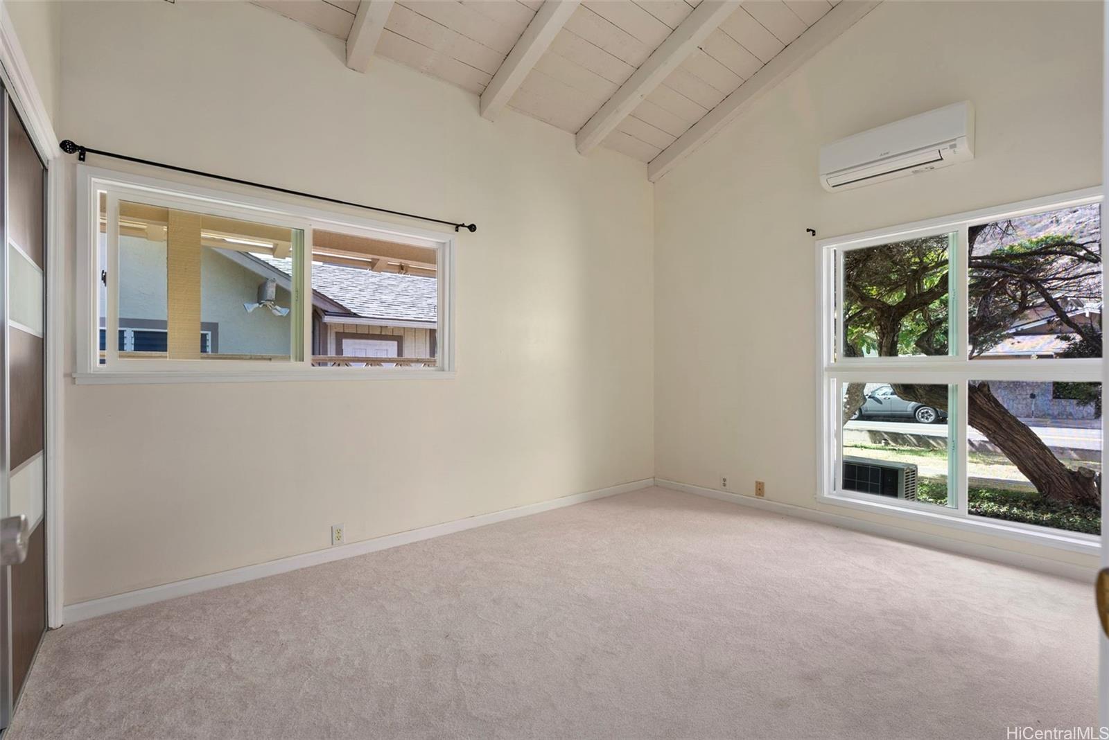 1069  Lunalilo Home Road Mariners Valley, Hawaii Kai home - photo 14 of 25